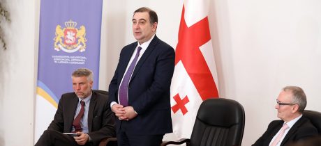 მიხეილ ჩხენკელი: „საერთაშორისო დონორ ორგანიზაციებთან თანამშრომლობა საქართველოს განათლების სისტემის განვითარებისათვის მრგვალი მაგიდის ფორმატში გაგრძელდება“