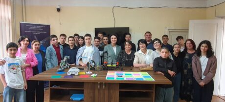 ყვარლის მე-2 საჯარო სკოლაში STEAM ინოვაციური სამუშაო სივრცე გაიხსნა