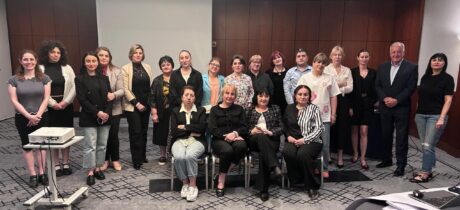 პრაქტიკის გაზიარებისა და სკოლებს შორის თანამშრომლობის გაღრმავების მიზნით უწყვეტი განმავითარებელი შეფასების თაობაზე სამუშაო შეხვედრა ჩატარდა